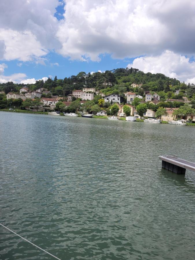 Un Air De Vacances Layrac Exterior photo